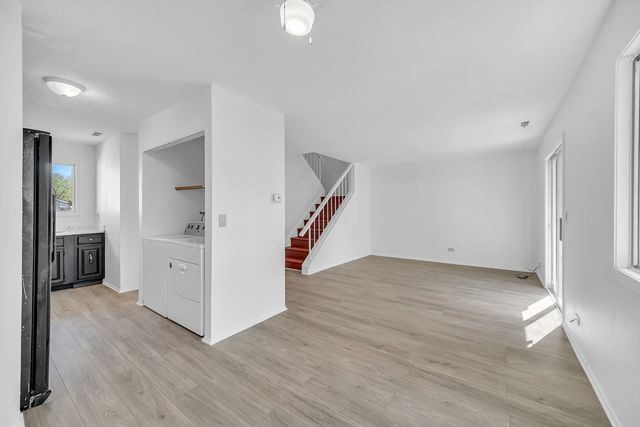 526 Alton Court, Carol Stream, IL 60188
