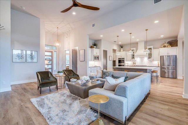 1144 Bunker Ranch BLVD, Dripping Springs, TX 78620