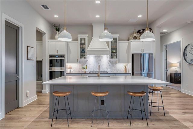 1144 Bunker Ranch BLVD, Dripping Springs, TX 78620
