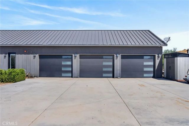 8064 Gopher Gulch, Riverside, CA 92506