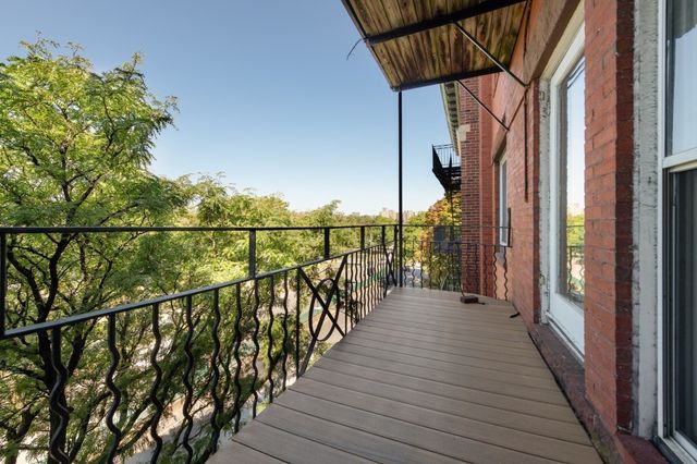 112 Pinckney St 46, Boston, MA 02114