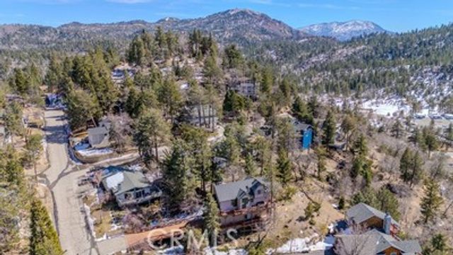 32455 Scandia, Running Springs, CA 92382