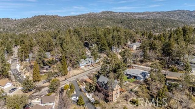 32455 Scandia, Running Springs, CA 92382