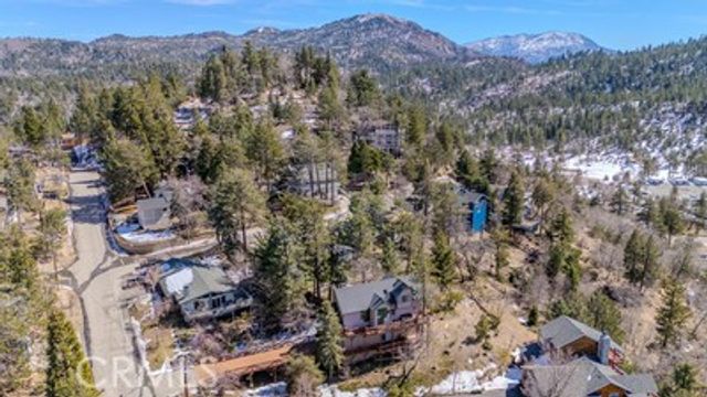 32455 Scandia, Running Springs, CA 92382