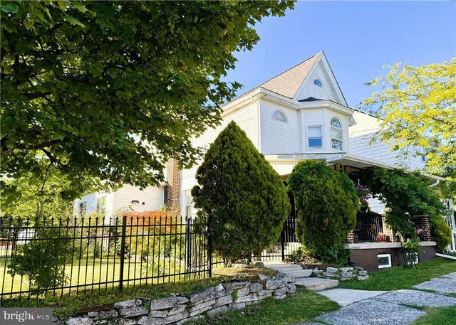 306 E WHITE ST, Summit Hill, PA 18250