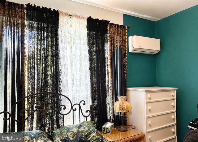 306 E WHITE ST, Summit Hill, PA 18250