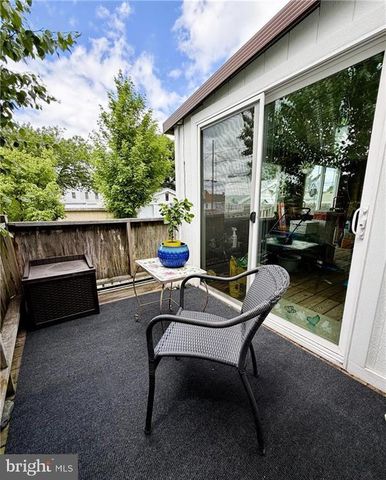 306 E WHITE ST, Summit Hill, PA 18250