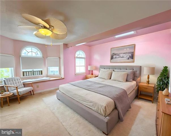 306 E WHITE ST, Summit Hill, PA 18250