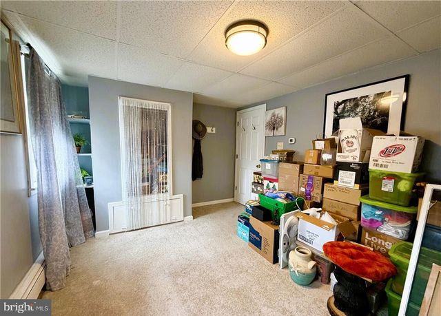 306 E WHITE ST, Summit Hill, PA 18250