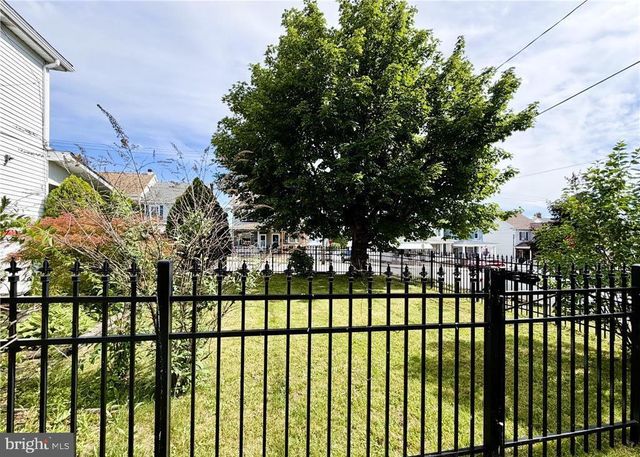 306 E WHITE ST, Summit Hill, PA 18250