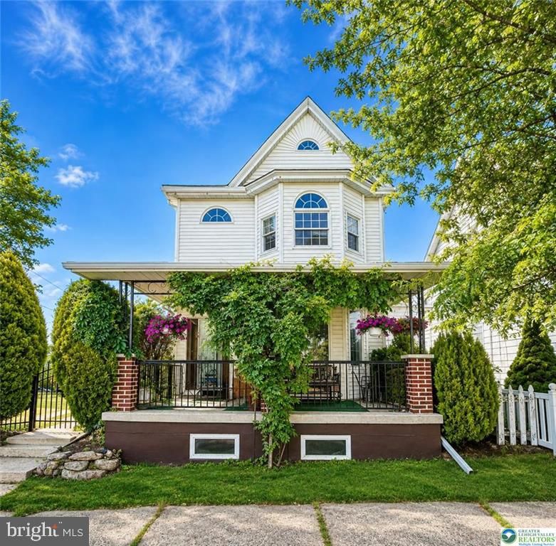 306 E WHITE ST, Summit Hill, PA 18250