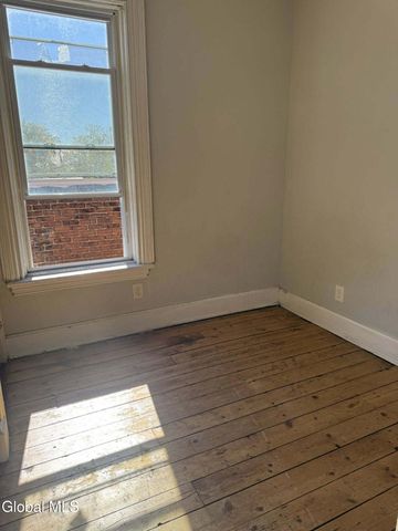 335 1st Street, Troy, NY 12180