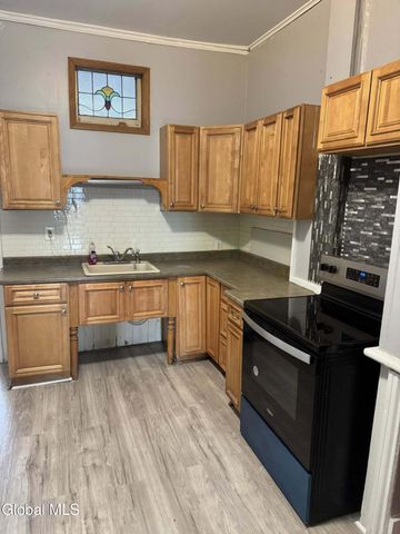 335 1st Street, Troy, NY 12180