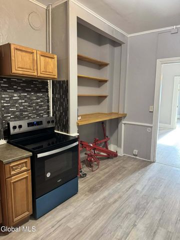 335 1st Street, Troy, NY 12180