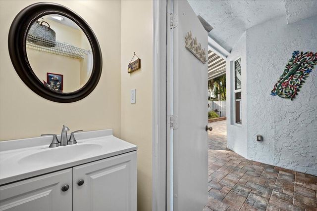 2041 Staysail Lane, Jupiter, FL 33477