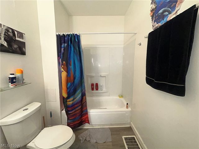 4002 Robert Avenue, Cleveland, OH 44109