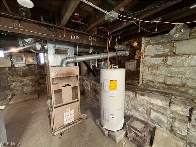 4002 Robert Avenue, Cleveland, OH 44109