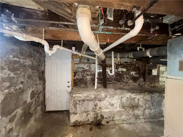 4002 Robert Avenue, Cleveland, OH 44109