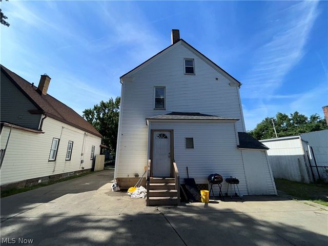 4002 Robert Avenue, Cleveland, OH 44109