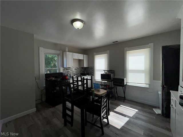 4002 Robert Avenue, Cleveland, OH 44109