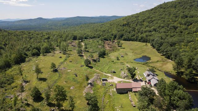 345 Deer Valley Road, Bradford, NH 03221