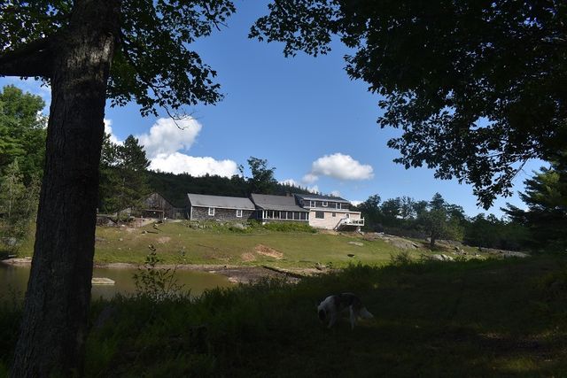 345 Deer Valley Road, Bradford, NH 03221