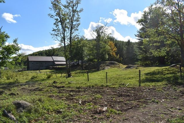 345 Deer Valley Road, Bradford, NH 03221