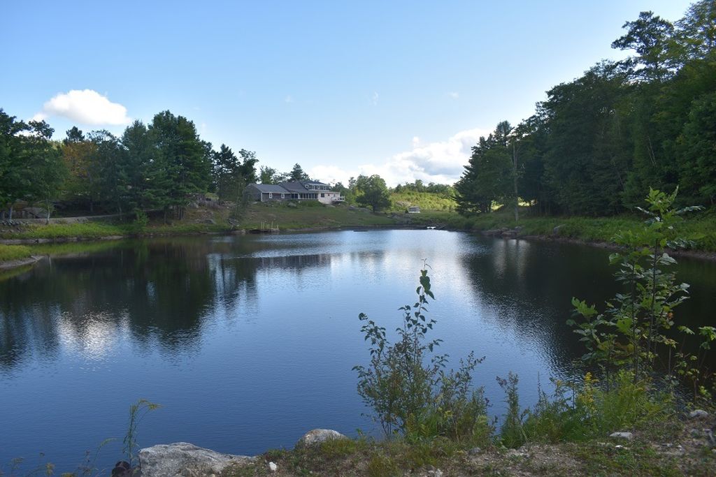 345 Deer Valley Road, Bradford, NH 03221