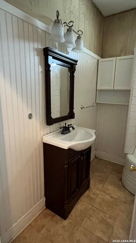 331 W HARLAN AVE, San Antonio, TX 78214