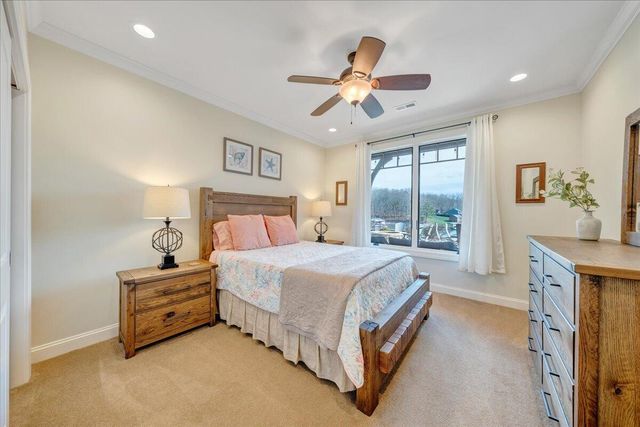 308 Pine DR, Huddleston, VA 24104