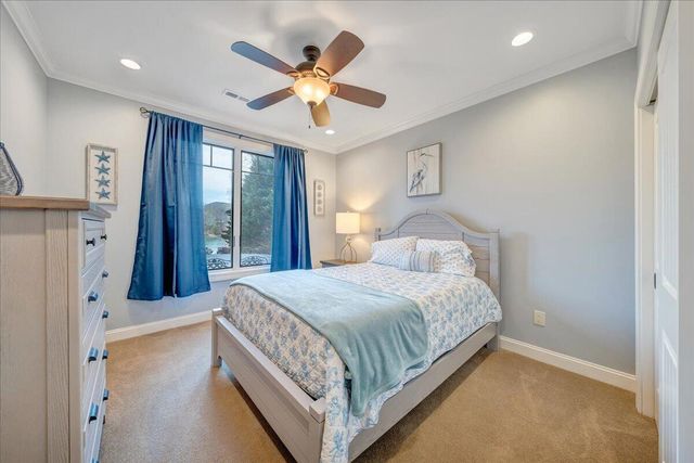 308 Pine DR, Huddleston, VA 24104