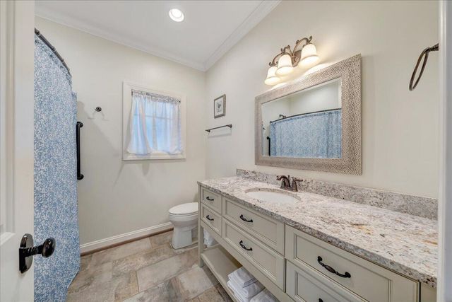 308 Pine DR, Huddleston, VA 24104