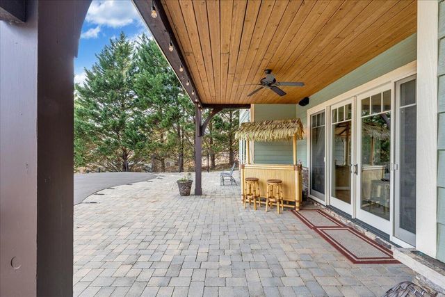 308 Pine DR, Huddleston, VA 24104