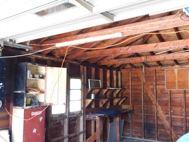 6936 Moccasin Street, Westland, MI 48185