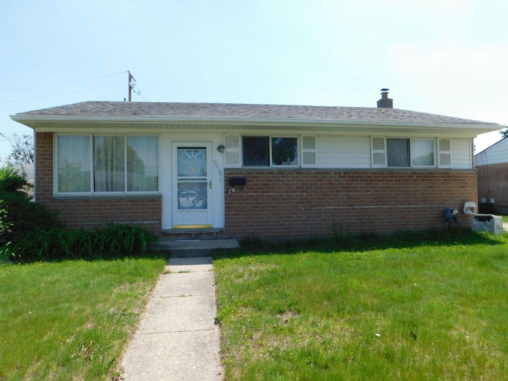 6936 Moccasin Street, Westland, MI 48185