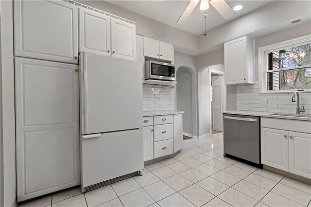 1270 Clairhaven Street, Crafton Heights, PA 15205