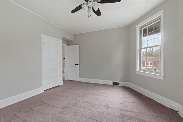 1270 Clairhaven Street, Crafton Heights, PA 15205