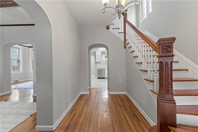 1270 Clairhaven Street, Crafton Heights, PA 15205