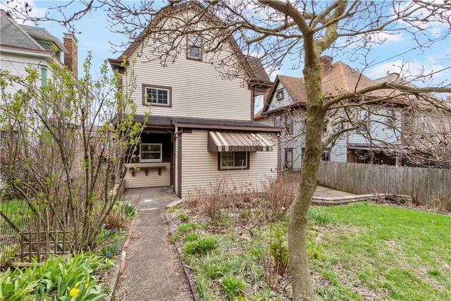 1270 Clairhaven Street, Crafton Heights, PA 15205