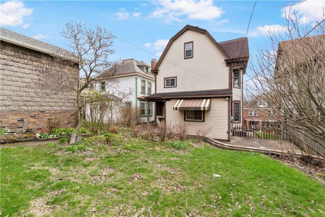 1270 Clairhaven Street, Crafton Heights, PA 15205