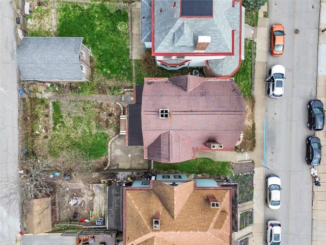 1270 Clairhaven Street, Crafton Heights, PA 15205
