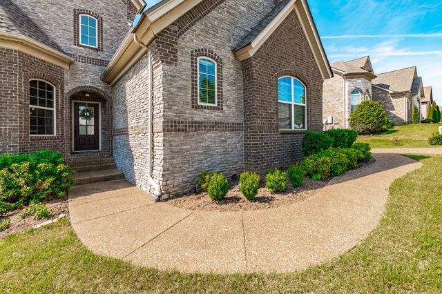 103 Vaughan St, Gallatin, TN 37066
