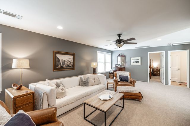 103 Vaughan St, Gallatin, TN 37066
