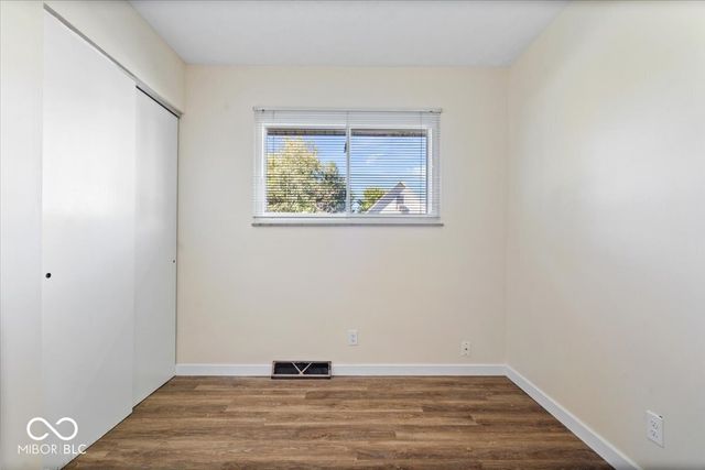 325 N Center Street, Plainfield, IN 46168