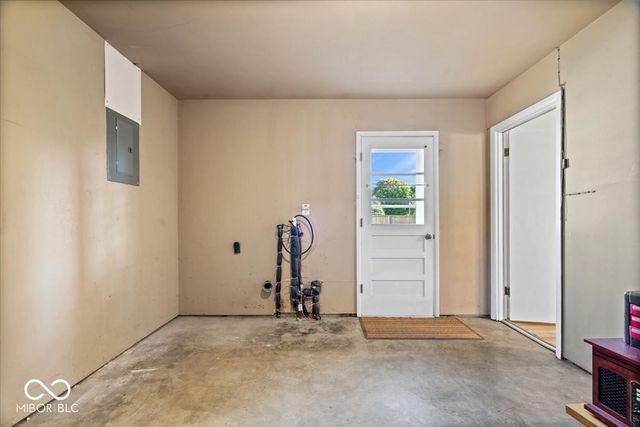 325 N Center Street, Plainfield, IN 46168