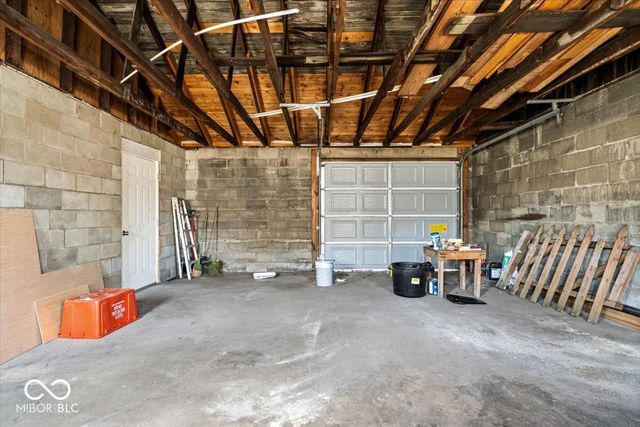 325 N Center Street, Plainfield, IN 46168