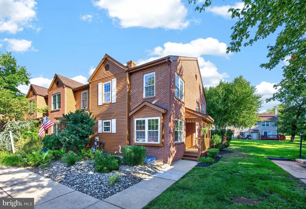 116 MULBERRY CT, COLLEGEVILLE, PA 19426 — exterior