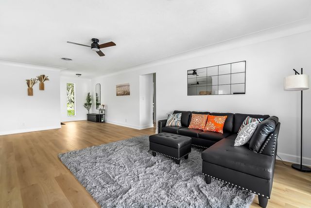 1250 SE 10TH Street, Deerfield Beach, FL 33441