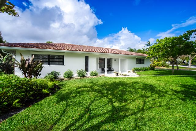 1250 SE 10TH Street, Deerfield Beach, FL 33441