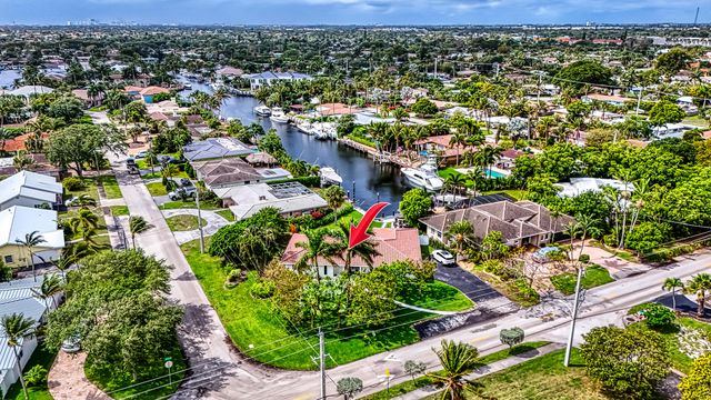 1250 SE 10TH Street, Deerfield Beach, FL 33441